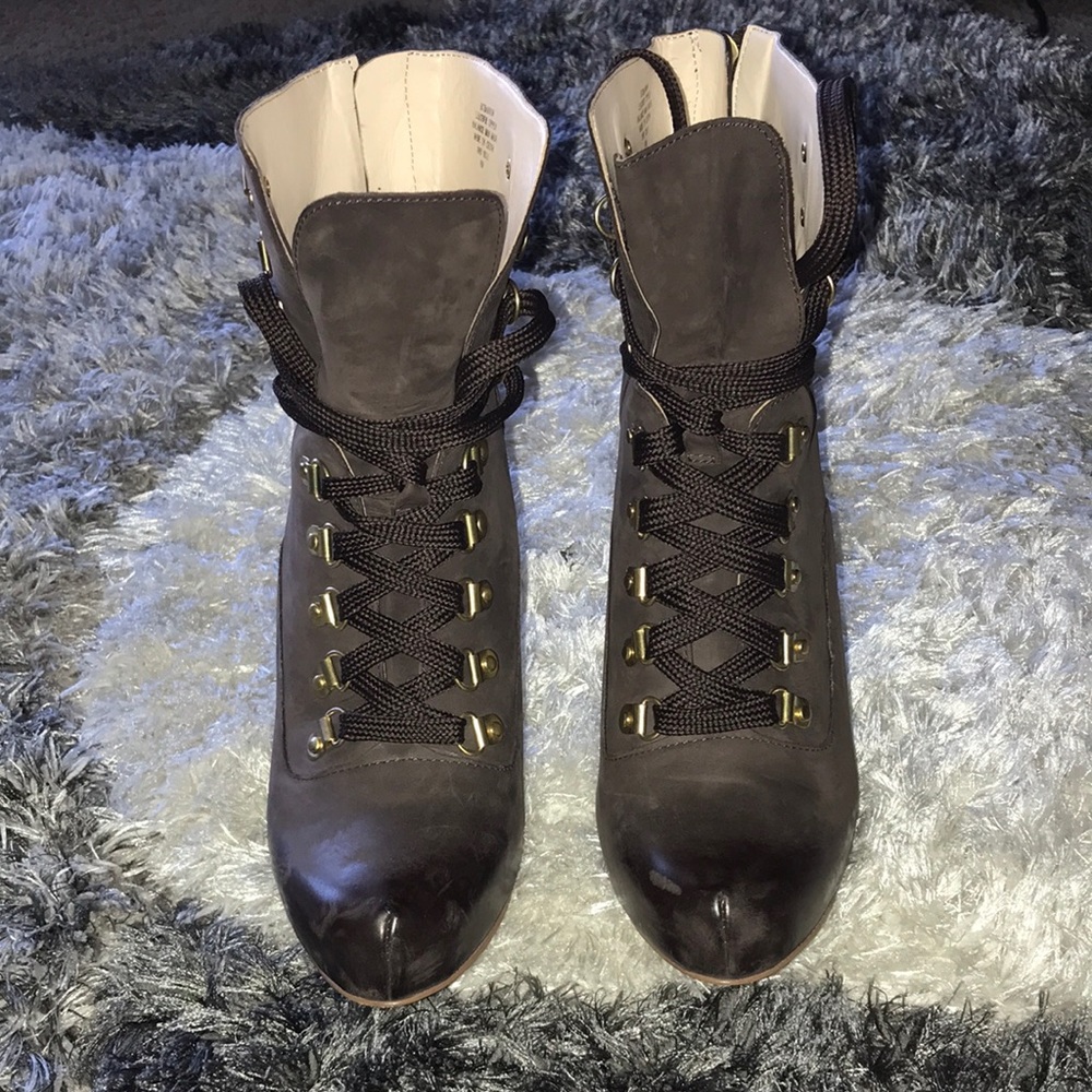 Dark brown heeled booties.